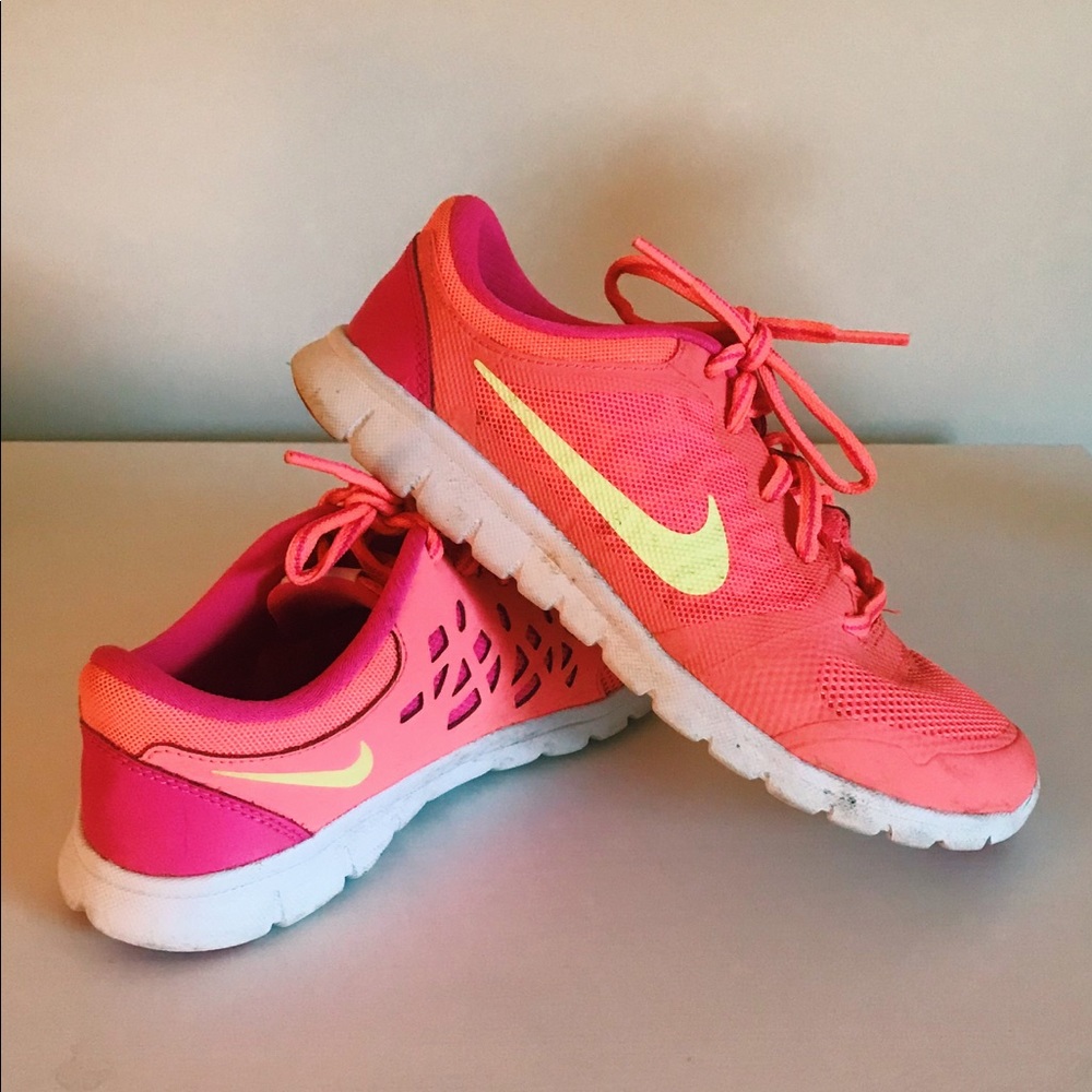 NIKE kids sneakers (Youth) Neon Orange/Pink